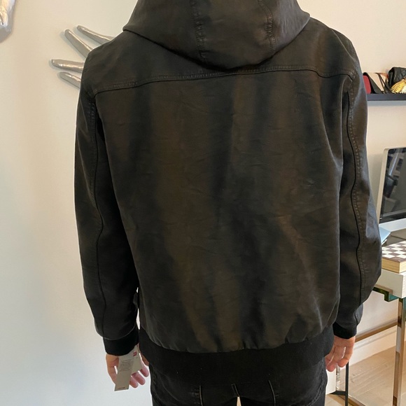 Leather-like Levi’s jacket - Picture 8 of 8